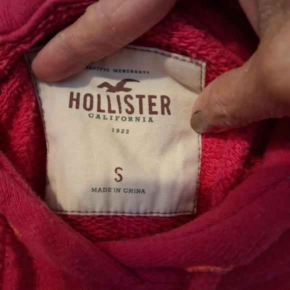 Hollister Women’s Pink Pullover Hoodie Sweater - Picture 3 of 9
